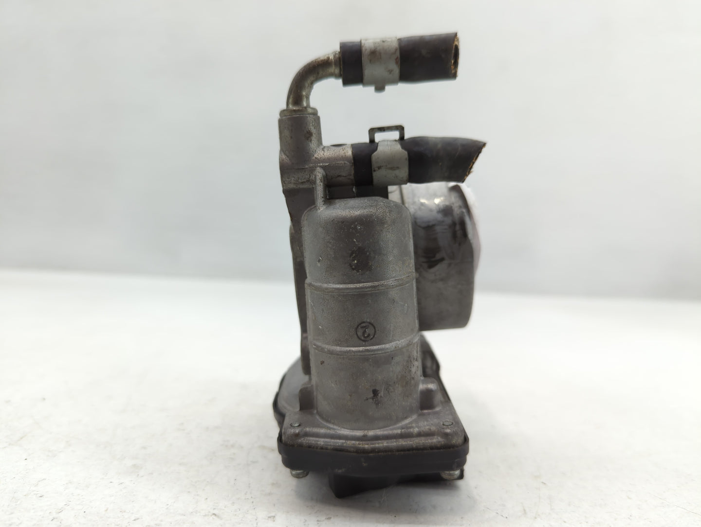 2015-2022 Nissan Murano Throttle Body P/N:G 7Z02 2 526-01 Fits Fits 2015 2016 2017 2018 2019 2020 2021 2022 OEM Used Auto Pa