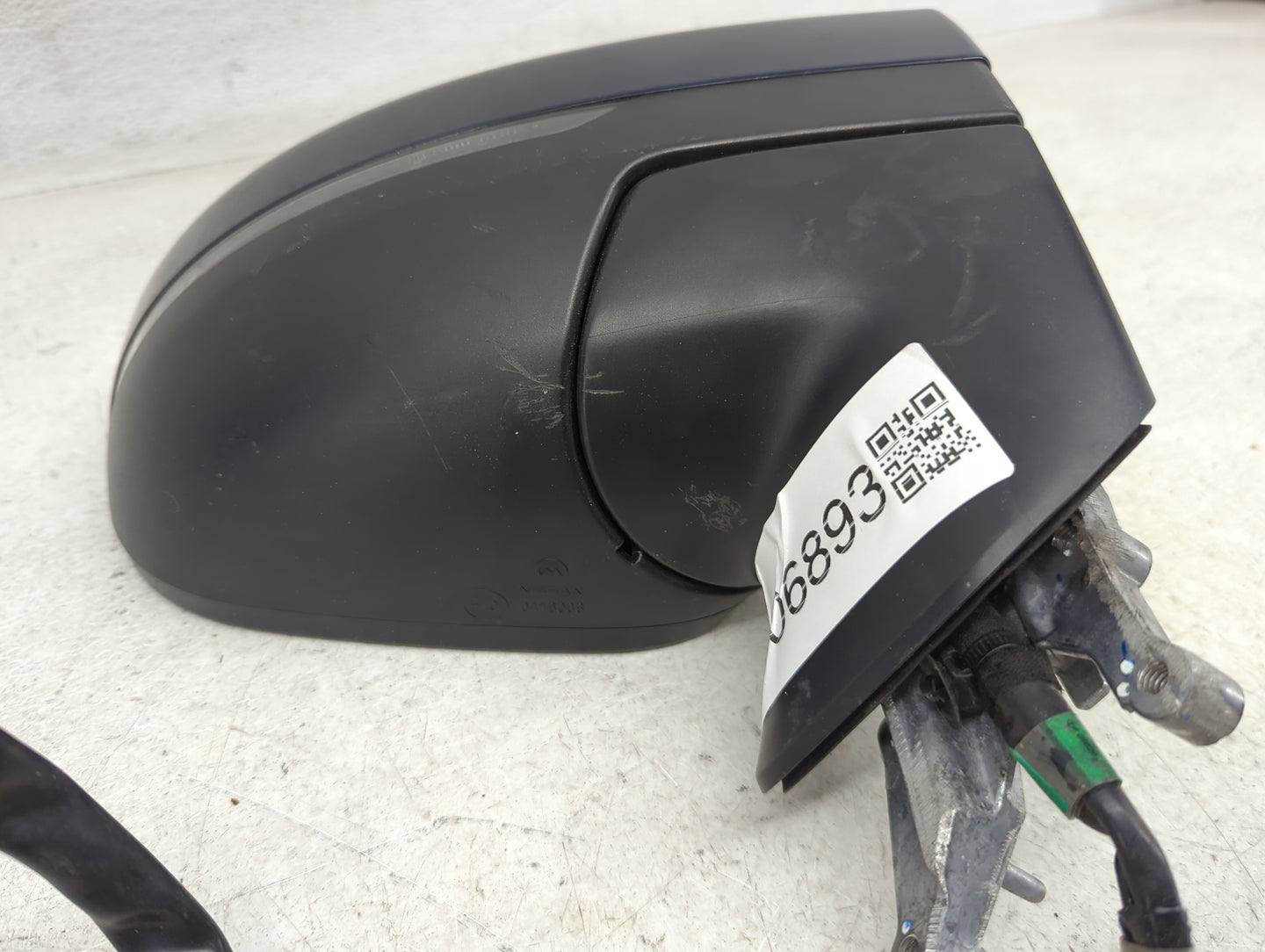 2022 Nissan Pathfinder Passenger Side View Mirror - Right Door Mirror OEM Used - Oemusedautoparts1.com
