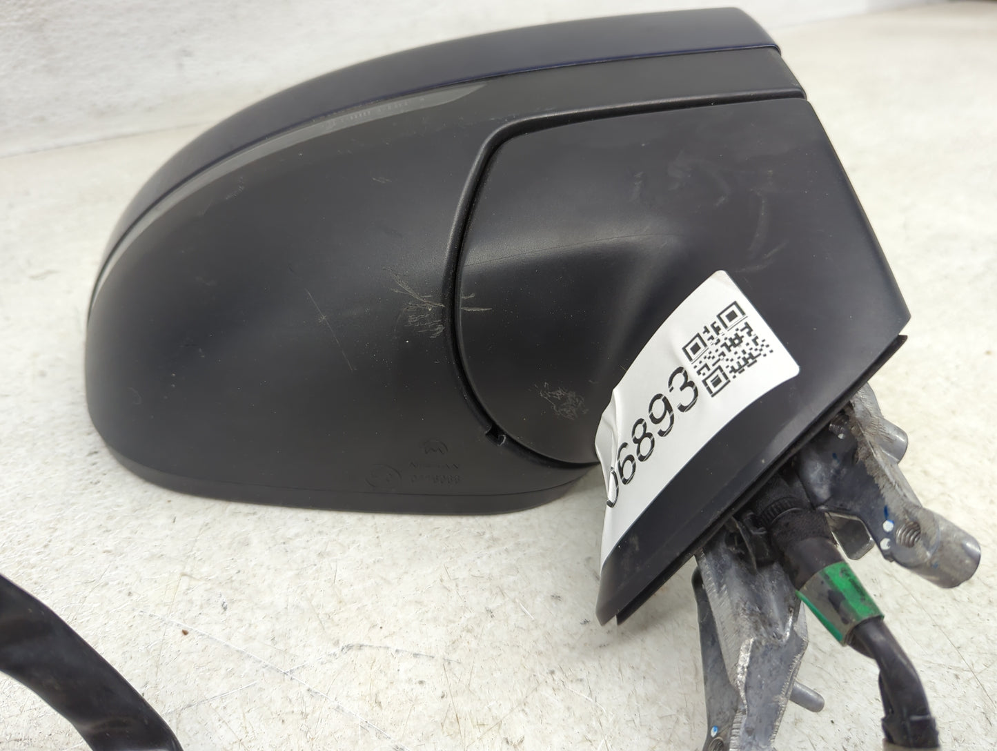 2022 Nissan Pathfinder Passenger Side View Mirror - Right Door Mirror OEM Used - Oemusedautoparts1.com