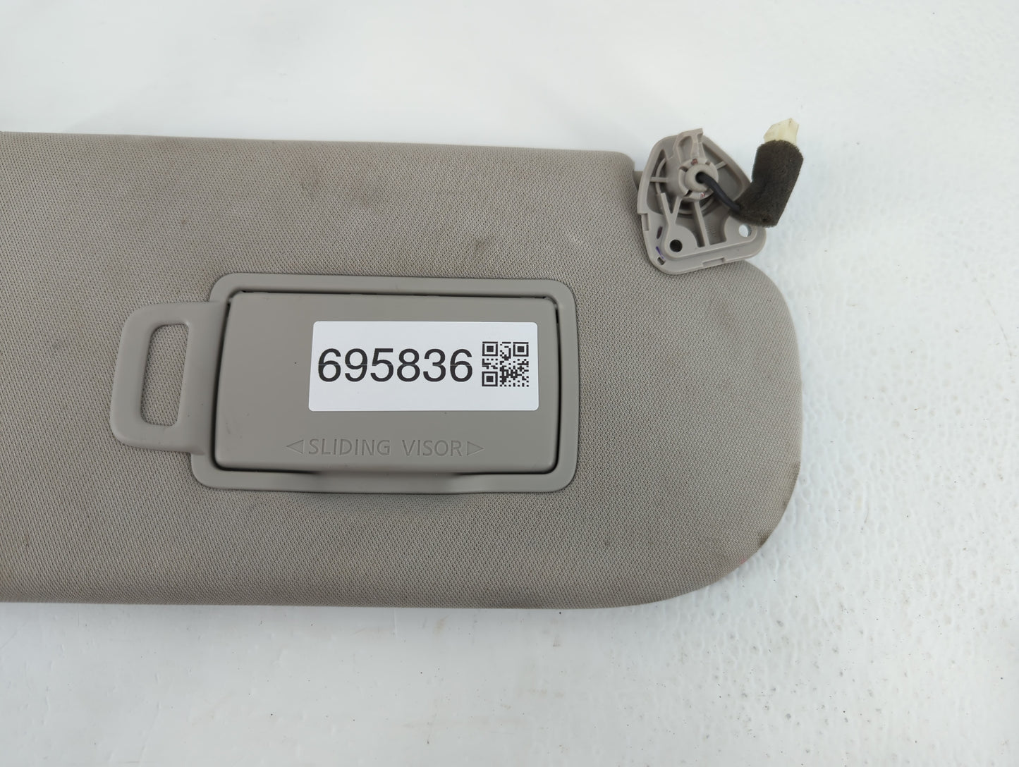 2022 Nissan Pathfinder Sun Visor Shade Replacement Passenger Right Mirror Fits OEM Used Auto Parts - Oemusedautoparts1.com