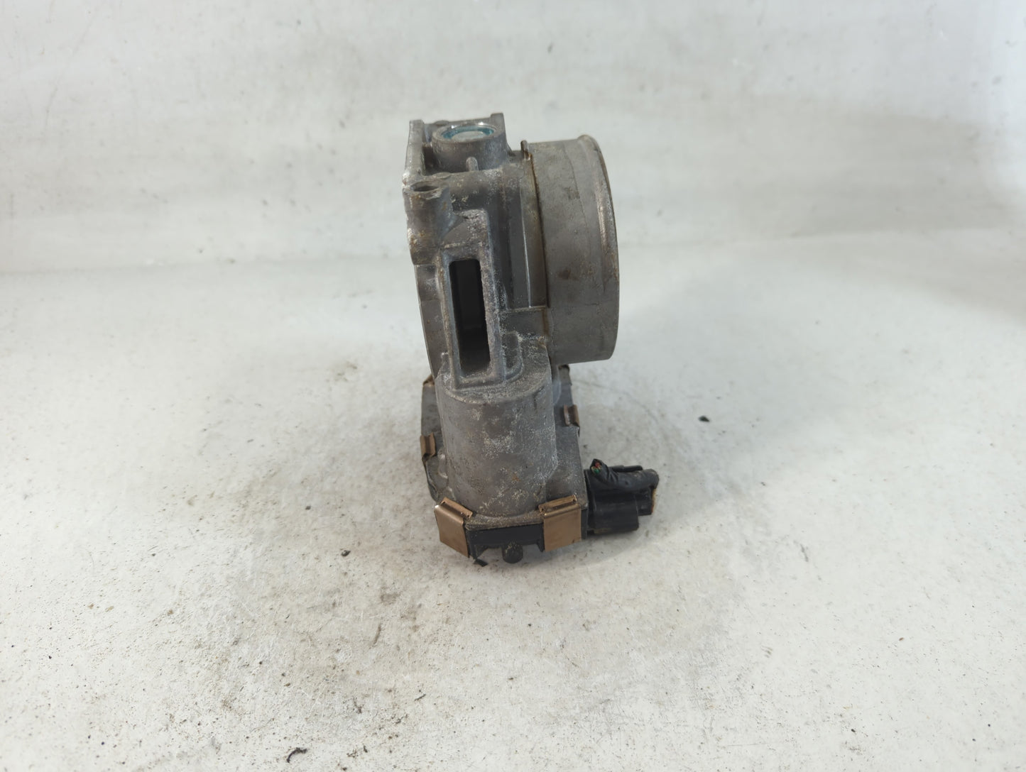 2022 Nissan Pathfinder Throttle Body P/N:RME75 Fits OEM Used Auto Parts - Oemusedautoparts1.com