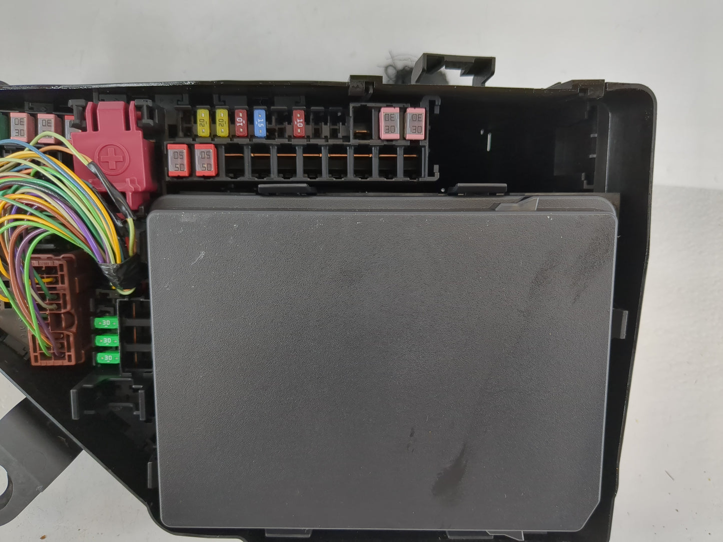 2021-2022 Nissan Rogue Fusebox Fuse Box Panel Relay Module P/N:24382 6RA2A Fits Fits 2021 2022 OEM Used Auto Parts - Oemused