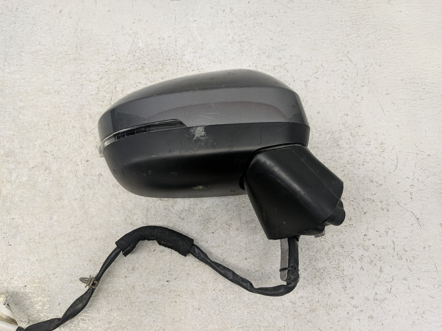 2021-2022 Nissan Rogue Passenger Side View Mirror - Right Door Mirror OEM Used - Oemusedautoparts1.com