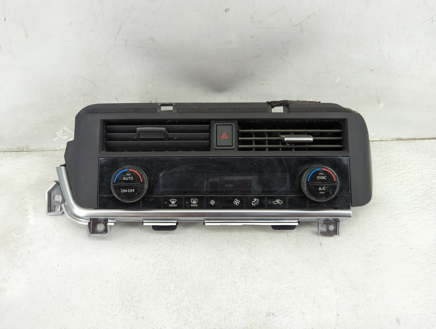 2021-2022 Nissan Rogue Climate Control Module Temperature AC/Heater Replacement P/N:275006RK1B 275006RK1B--D Fits Fits 2021 