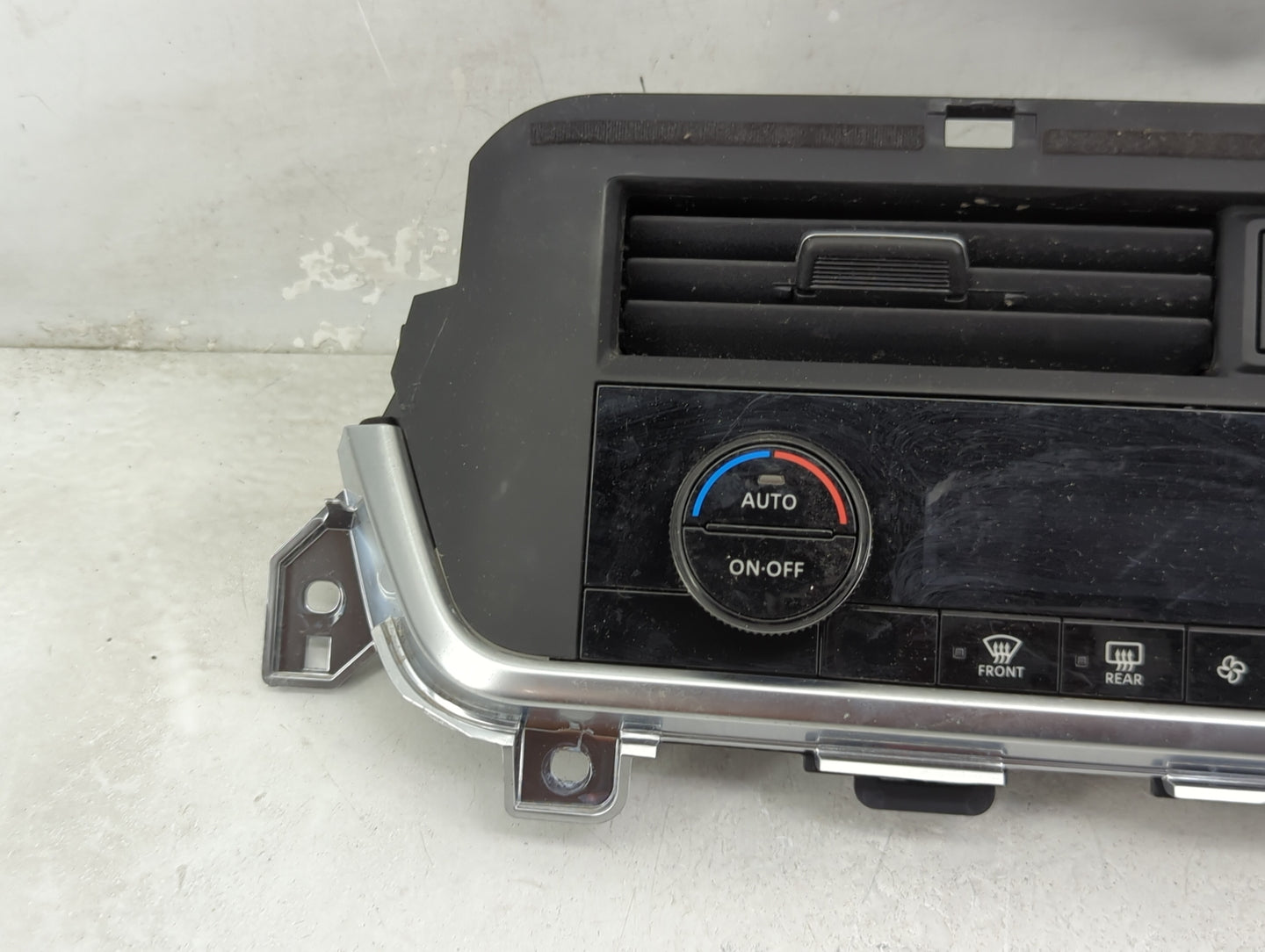 2021-2022 Nissan Rogue Climate Control Module Temperature AC/Heater Replacement P/N:275006RK1B 275006RK1B--D Fits Fits 2021 