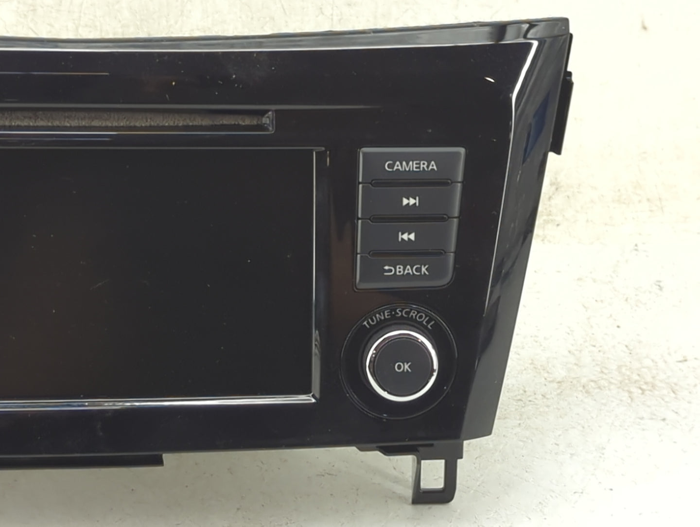 2022 Nissan Rogue Radio AM FM Cd Player Receiver Replacement P/N:7 505 750 843 2591A8FM0B Fits OEM Used Auto Parts - Oemused
