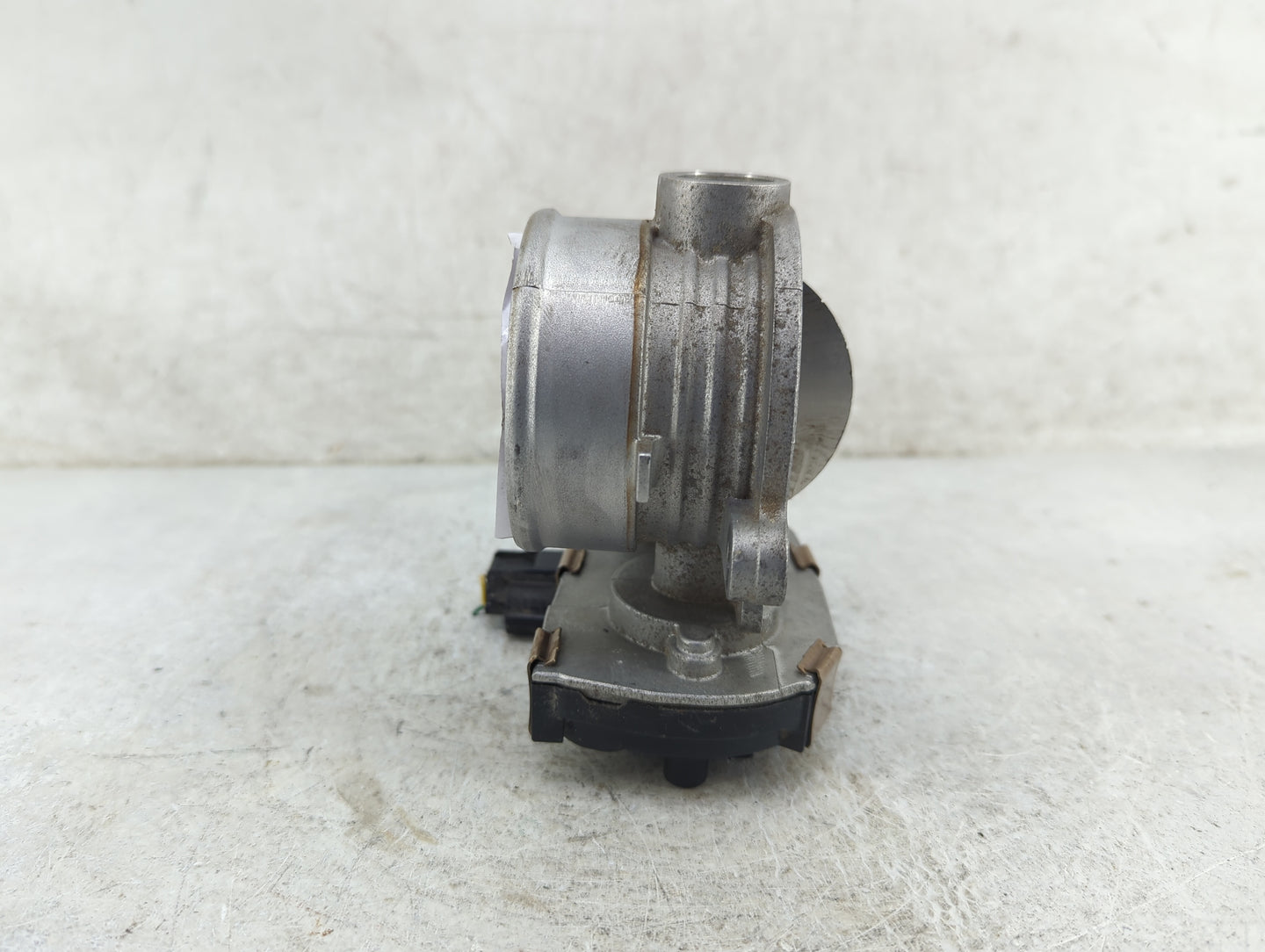 2022 Nissan Rogue Throttle Body Fits OEM Used Auto Parts - Oemusedautoparts1.com