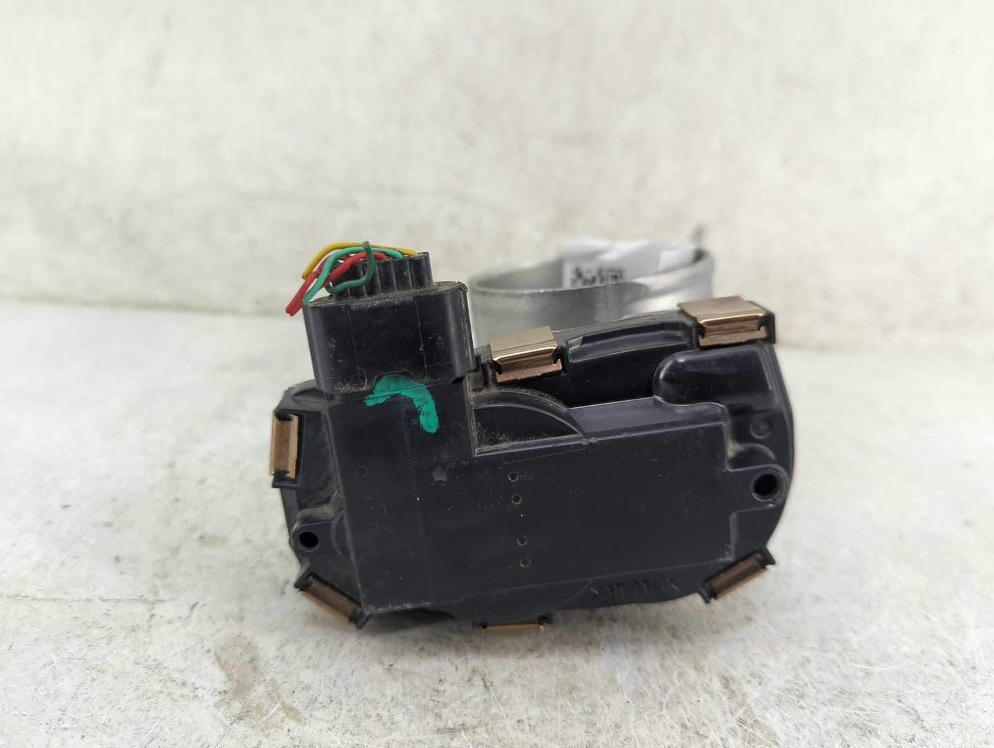 2022 Nissan Rogue Throttle Body Fits OEM Used Auto Parts - Oemusedautoparts1.com