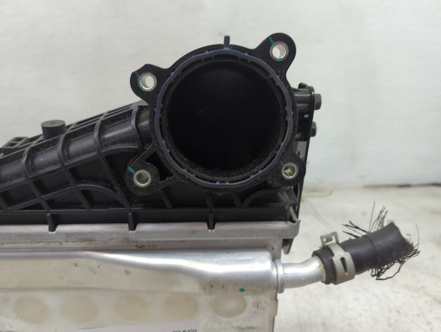2022-2022 Nissan Rogue Turbo Intercooler 1483983 - Oemusedautoparts1.com
