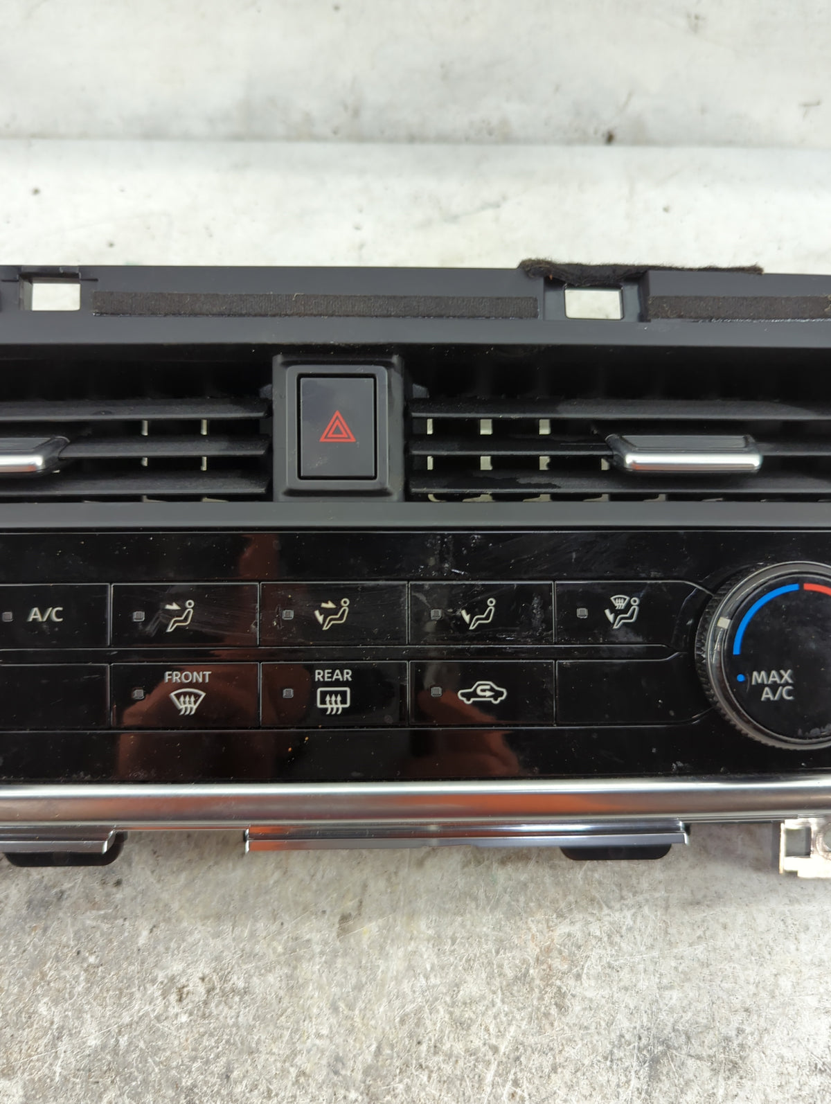2022 Nissan Rogue Climate Control Module Temperature AC/Heater Replacement P/N:275006RR0D 275006RR0D--A Fits OEM Used Auto P
