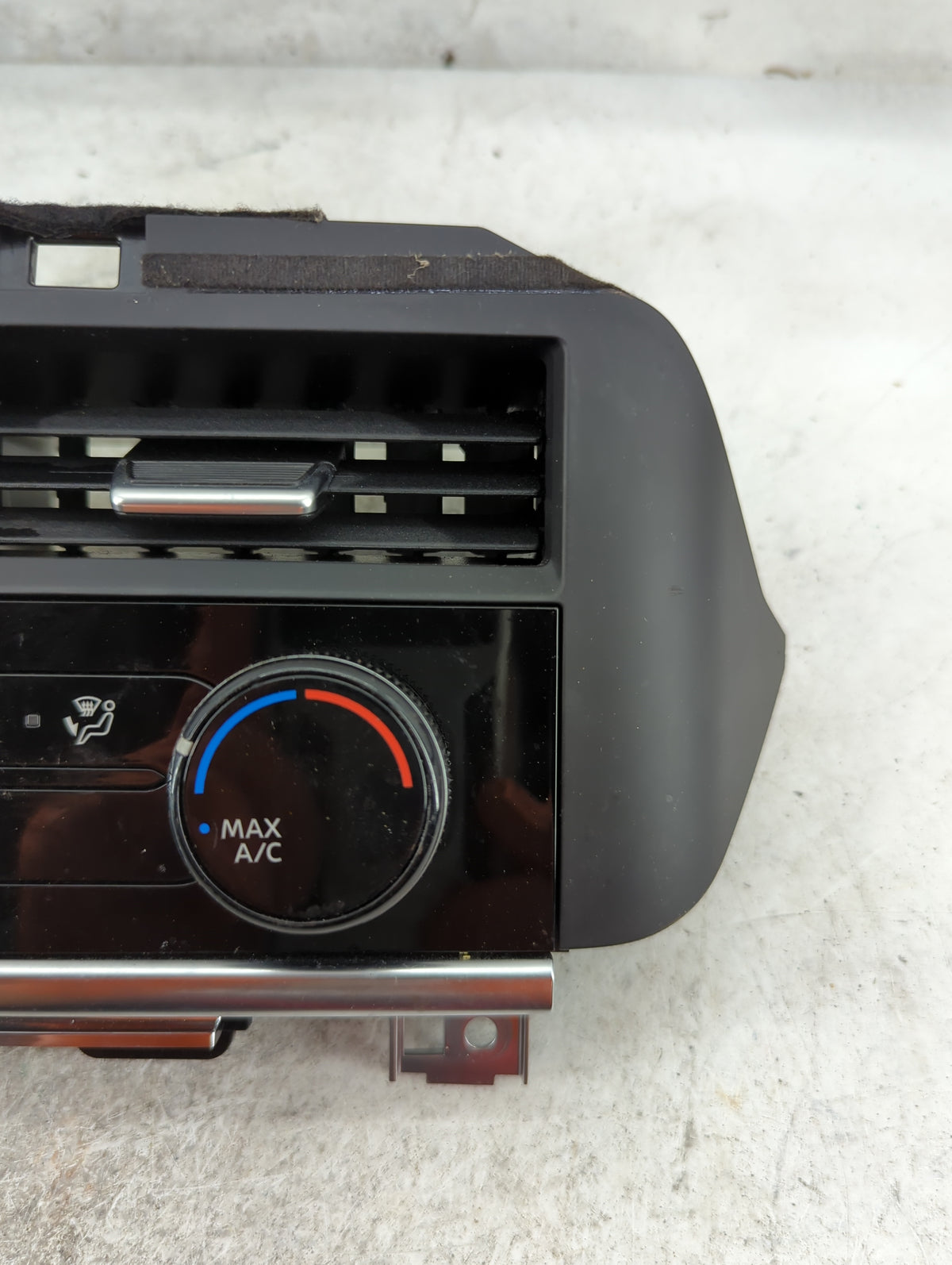 2022 Nissan Rogue Climate Control Module Temperature AC/Heater Replacement P/N:275006RR0D 275006RR0D--A Fits OEM Used Auto P