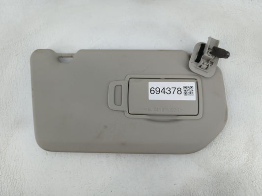 2021-2022 Nissan Rogue Sun Visor Shade Replacement Passenger Right Mirror Fits Fits 2021 2022 OEM Used Auto Parts