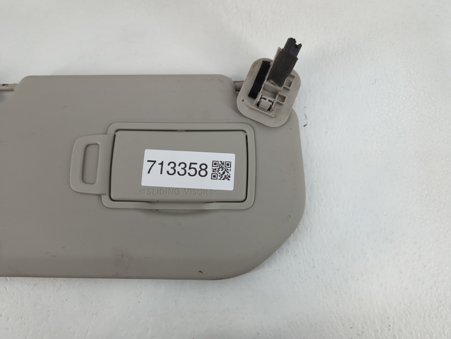2021-2022 Nissan Rogue Sun Visor Shade Replacement Passenger Right Mirror Fits Fits 2021 2022 OEM Used Auto Parts - Oemuseda
