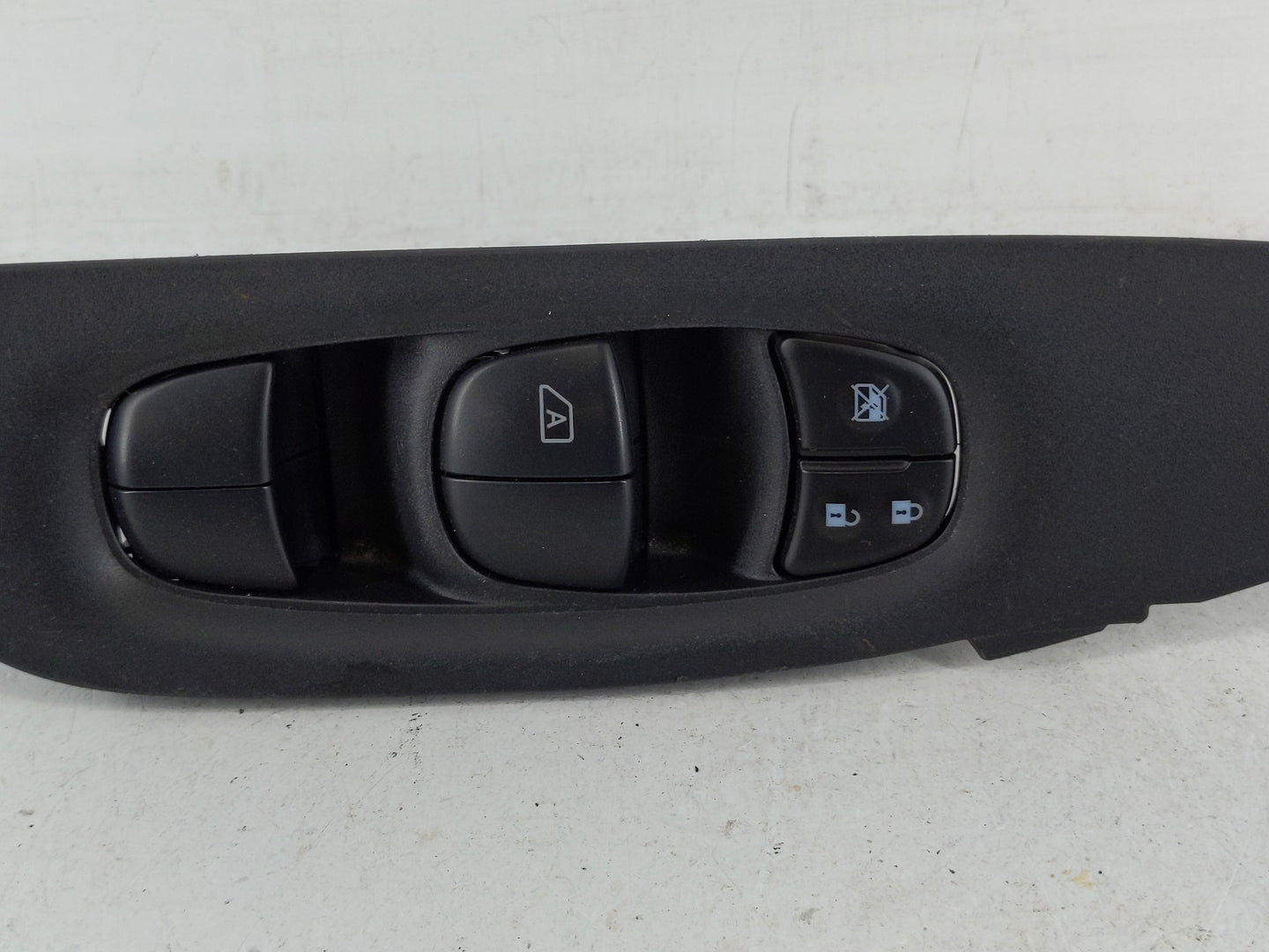 2021-2022 Nissan Rogue Sport Master Power Window Switch Replacement Driver Side Left P/N:25401 6MA0D Fits Fits 2021 2022 OEM