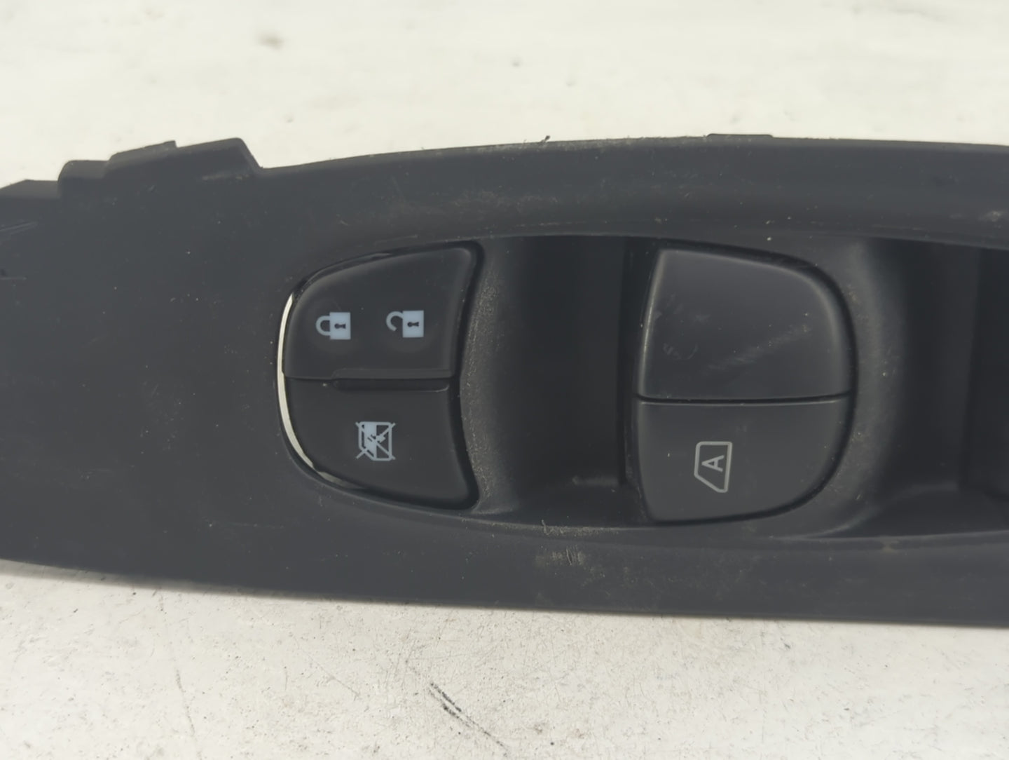2017-2022 Nissan Rogue Sport Master Power Window Switch Replacement Driver Side Left P/N:254016MA0D Fits OEM Used Auto Parts