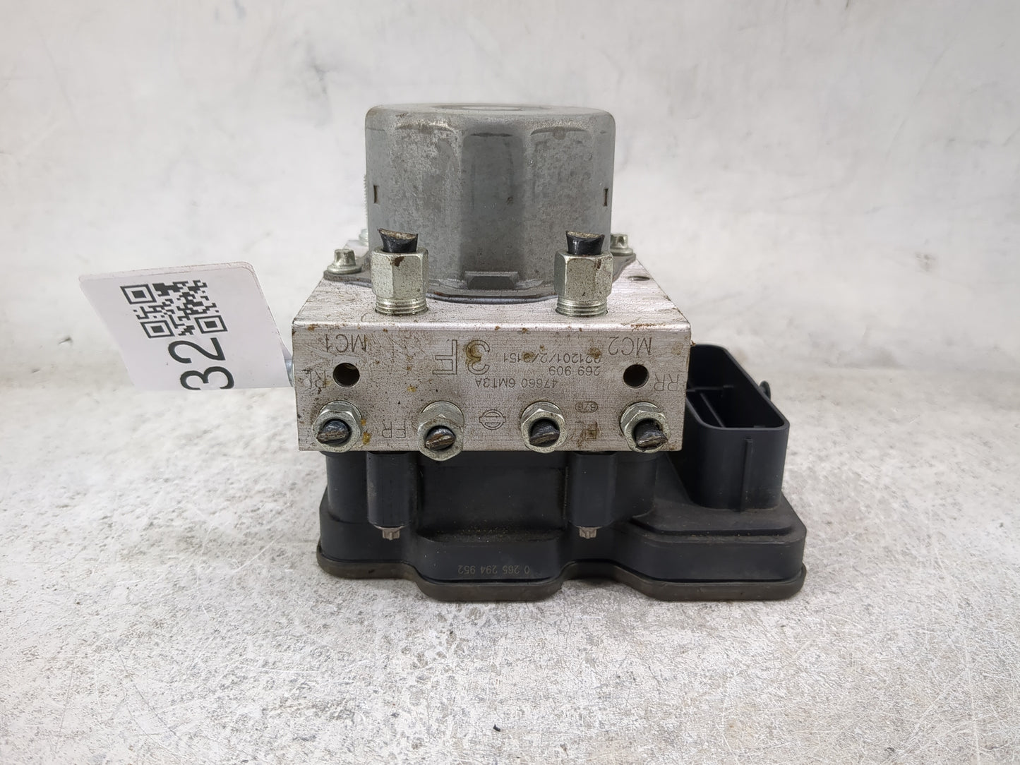 2022 Nissan Rogue Sport ABS Pump Control Module Replacement P/N:47660 6MT3A 269 909, 0 265 294 952 Fits OEM Used Auto Parts 