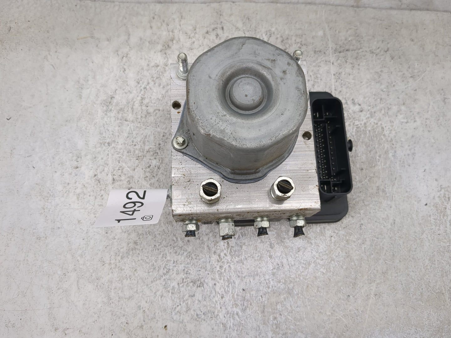 2022 Nissan Rogue Sport ABS Pump Control Module Replacement P/N:47660 6MT3A 269 909, 0 265 294 952 Fits OEM Used Auto Parts 