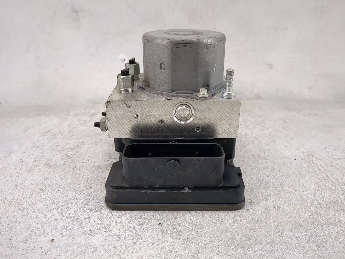 2022 Nissan Rogue Sport ABS Pump Control Module Replacement P/N:47660 6MT3A 269 909, 0 265 294 952 Fits OEM Used Auto Parts 