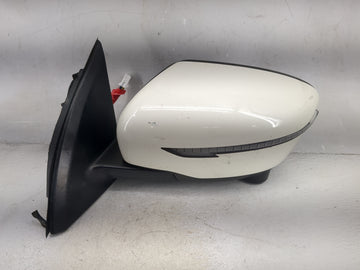 2020-2022 Nissan Rogue Sport Driver Side View Mirror - Left Door Mirror OEM Used - Oemusedautoparts1.com