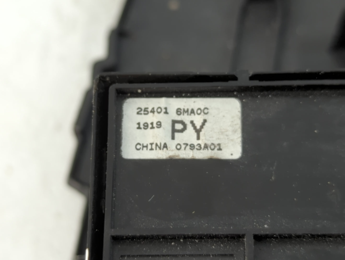 2017-2022 Nissan Rogue Sport Master Power Window Switch Replacement Driver Side Left P/N:25401 6MA0C Fits OEM Used Auto Part