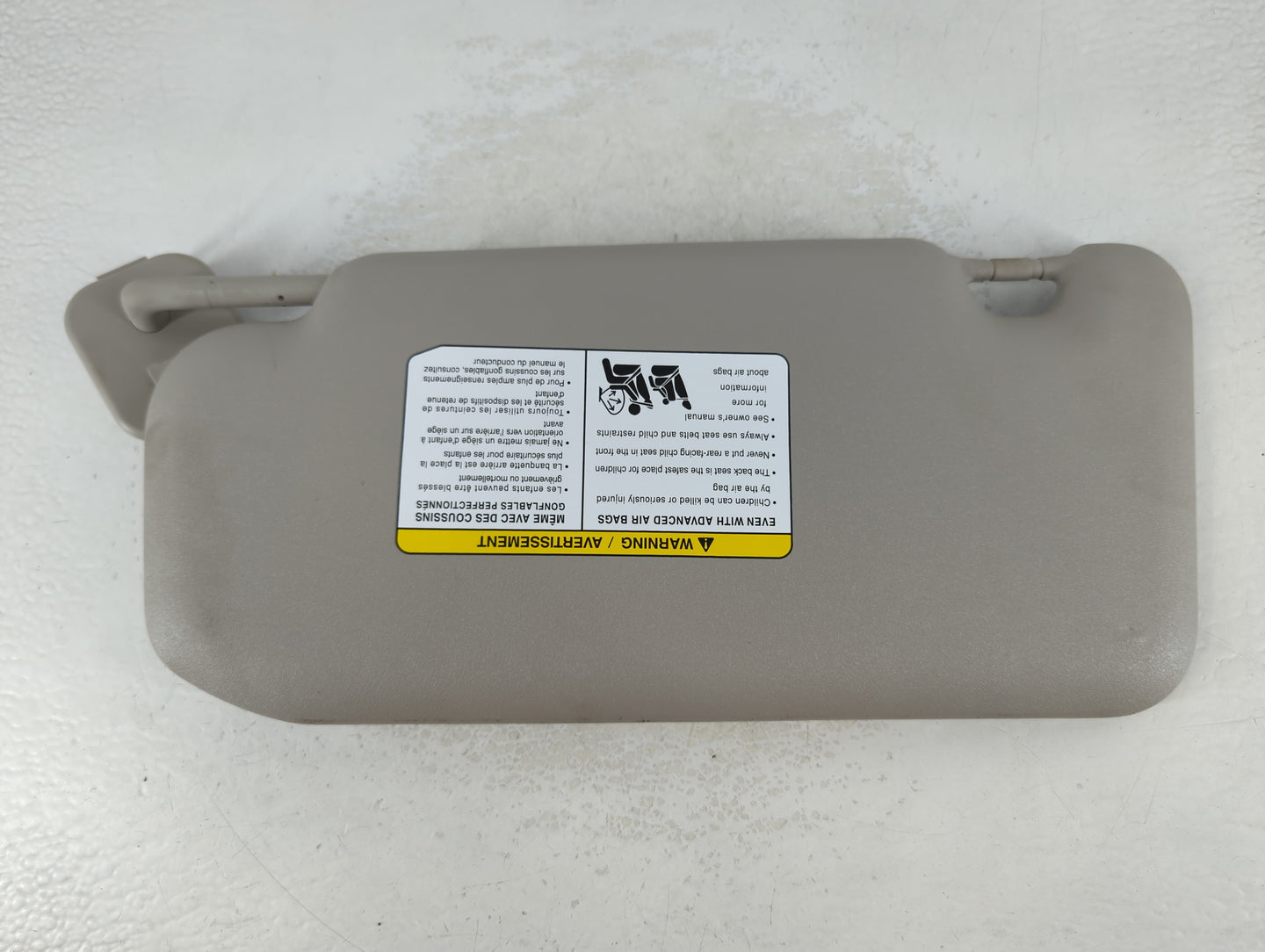 2020-2022 Nissan Sentra Sun Visor Shade Replacement Passenger Right Mirror Fits Fits 2020 2021 2022 OEM Used Auto Parts - Oe