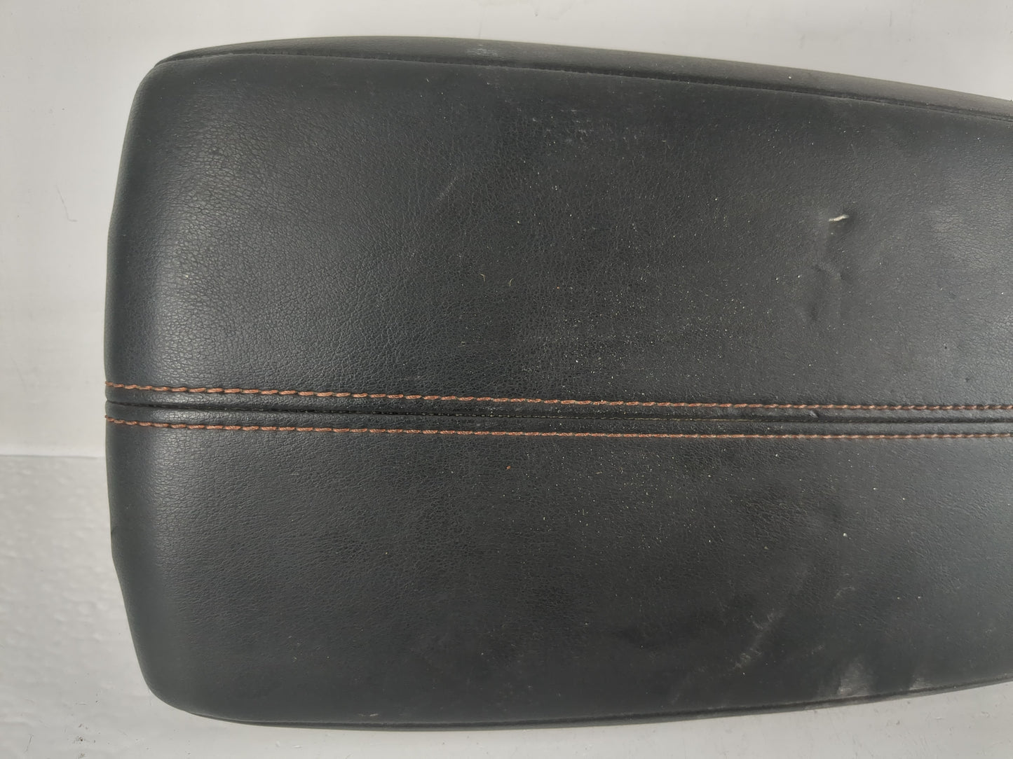 2020-2022 Nissan Sentra Center Console Armrest Cover Lid P/N:220614A Fits Fits 2020 2021 2022 OEM Used Auto Parts - Oemuseda
