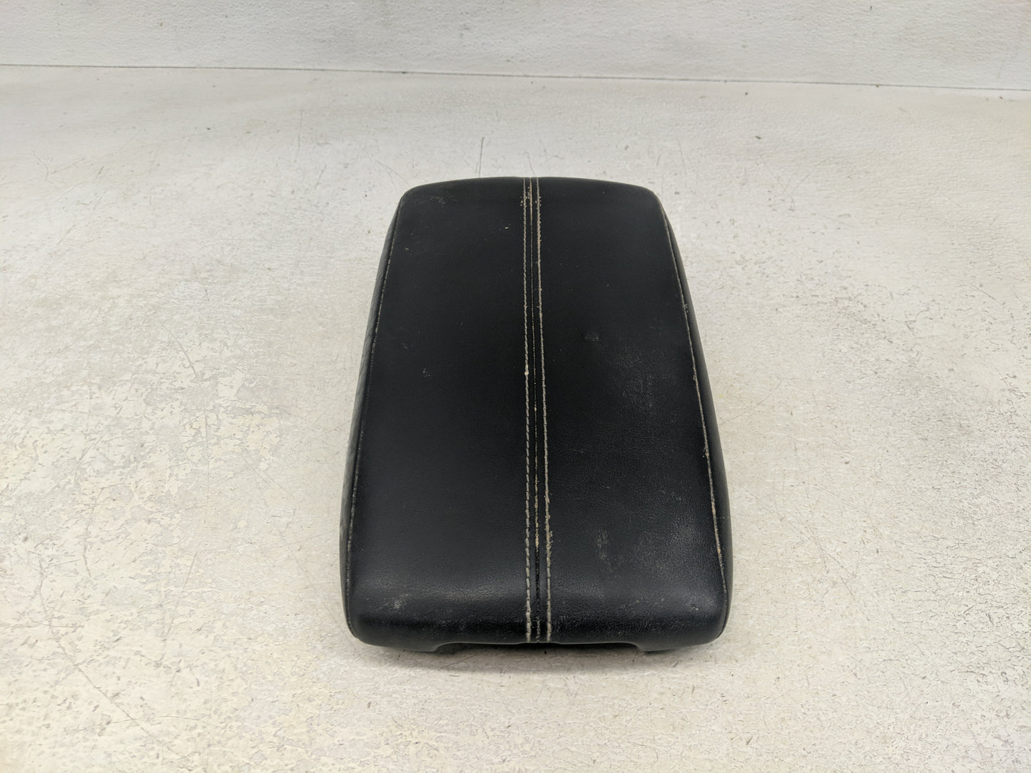 2022 Nissan Sentra Center Console Armrest Cover Lid Fits OEM Used Auto Parts - Oemusedautoparts1.com