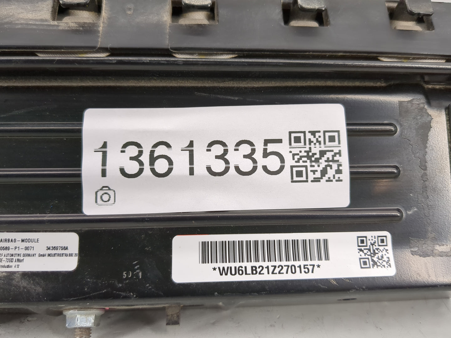 2020-2021 Nissan Sentra Air Bag Passenger Right Knee OEM P/N:985R16LB8A Fits Fits 2020 2021 OEM Used Auto Parts - Oemusedaut