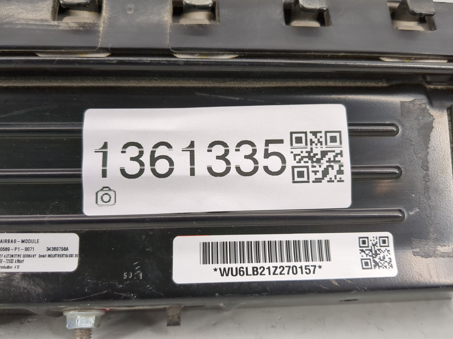 2020-2021 Nissan Sentra Air Bag Passenger Right Knee OEM P/N:985R16LB8A Fits Fits 2020 2021 OEM Used Auto Parts - Oemusedaut