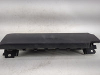 2020-2021 Nissan Sentra Air Bag Passenger Right Knee OEM P/N:985R16LB8A Fits Fits 2020 2021 OEM Used Auto Parts - Oemusedaut