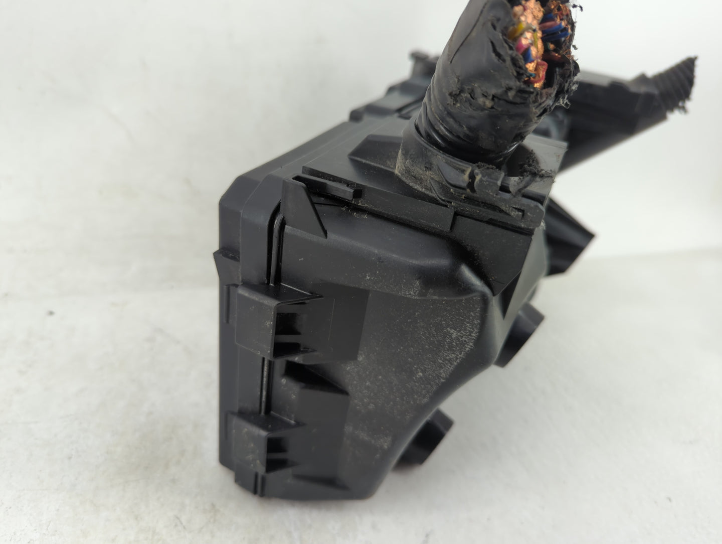 2020-2022 Nissan Sentra Fusebox Fuse Box Panel Relay Module Fits Fits 2020 2021 2022 OEM Used Auto Parts - Oemusedautoparts1