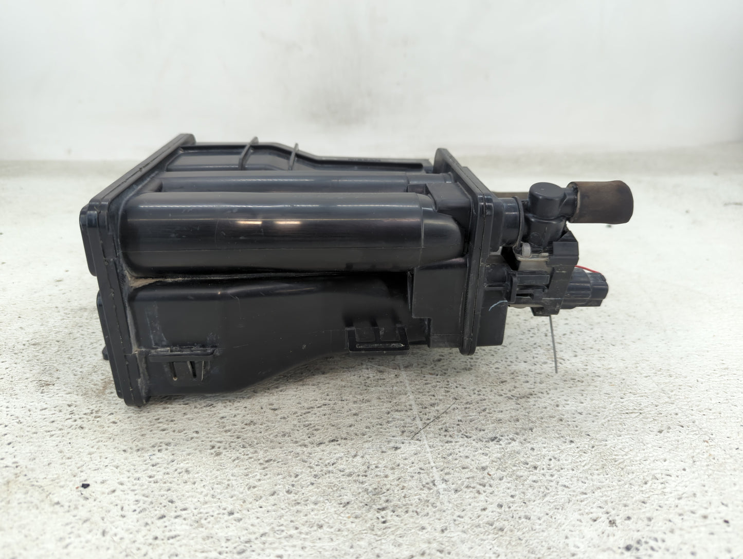 2022 Nissan Sentra Fuel Vapor Charcoal Canister - Oemusedautoparts1.com
