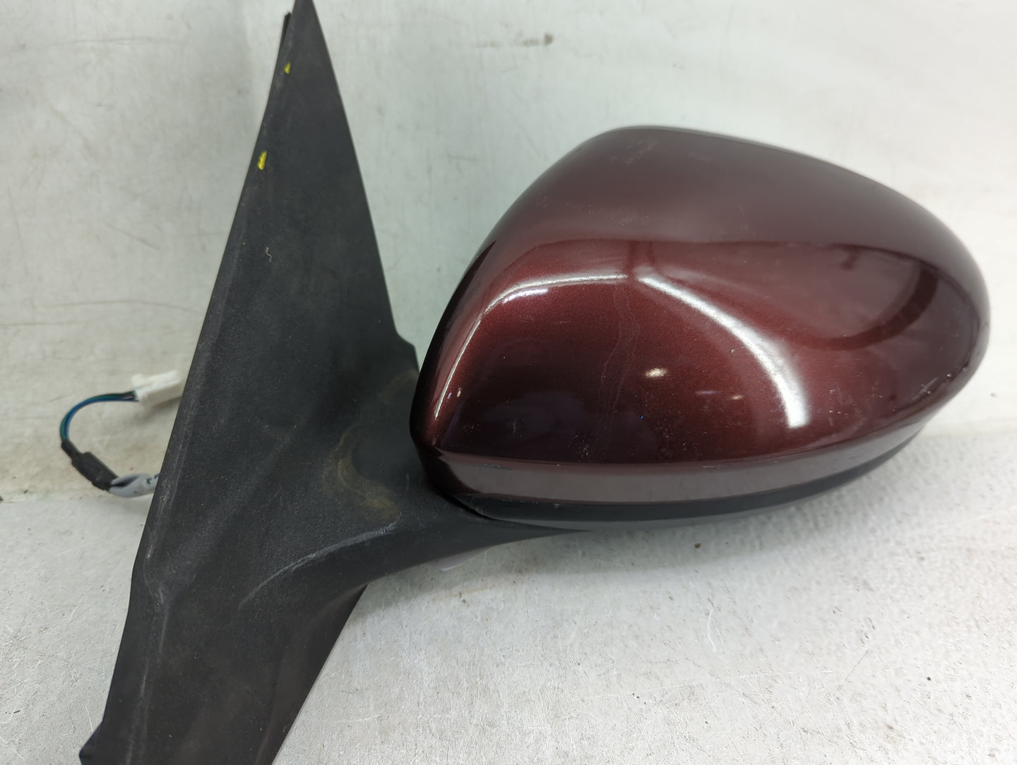 2020-2022 Nissan Sentra Driver Side View Mirror - Left Door Mirror OEM Used - Oemusedautoparts1.com
