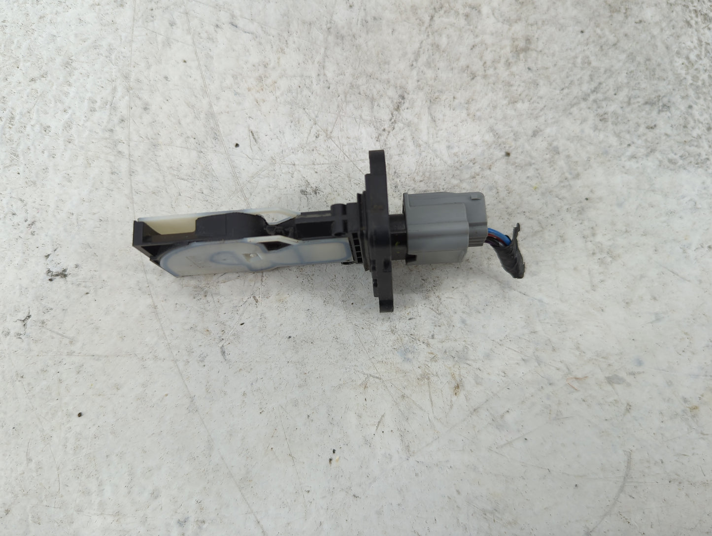2020-2022 Nissan Sentra Mass Air Flow Meter Maf 1485982 - Oemusedautoparts1.com