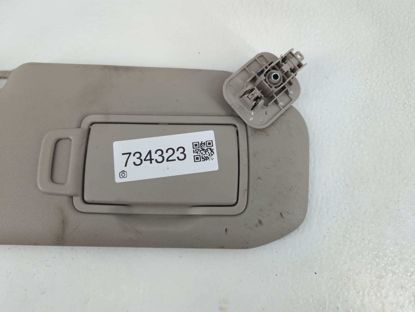 2020-2022 Nissan Sentra Sun Visor Shade Replacement Passenger Right Mirror Fits Fits 2020 2021 2022 OEM Used Auto Parts - Oe