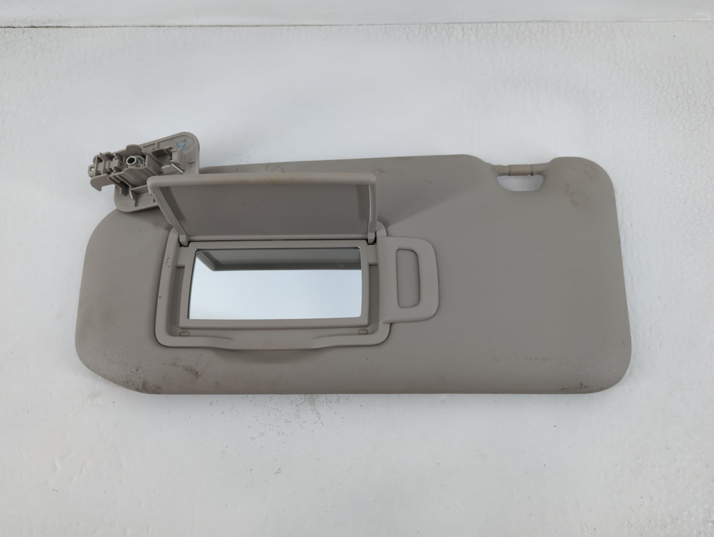 2020-2022 Nissan Sentra Sun Visor Shade Replacement Driver Left Mirror Fits Fits 2020 2021 2022 OEM Used Auto Parts - Oemuse