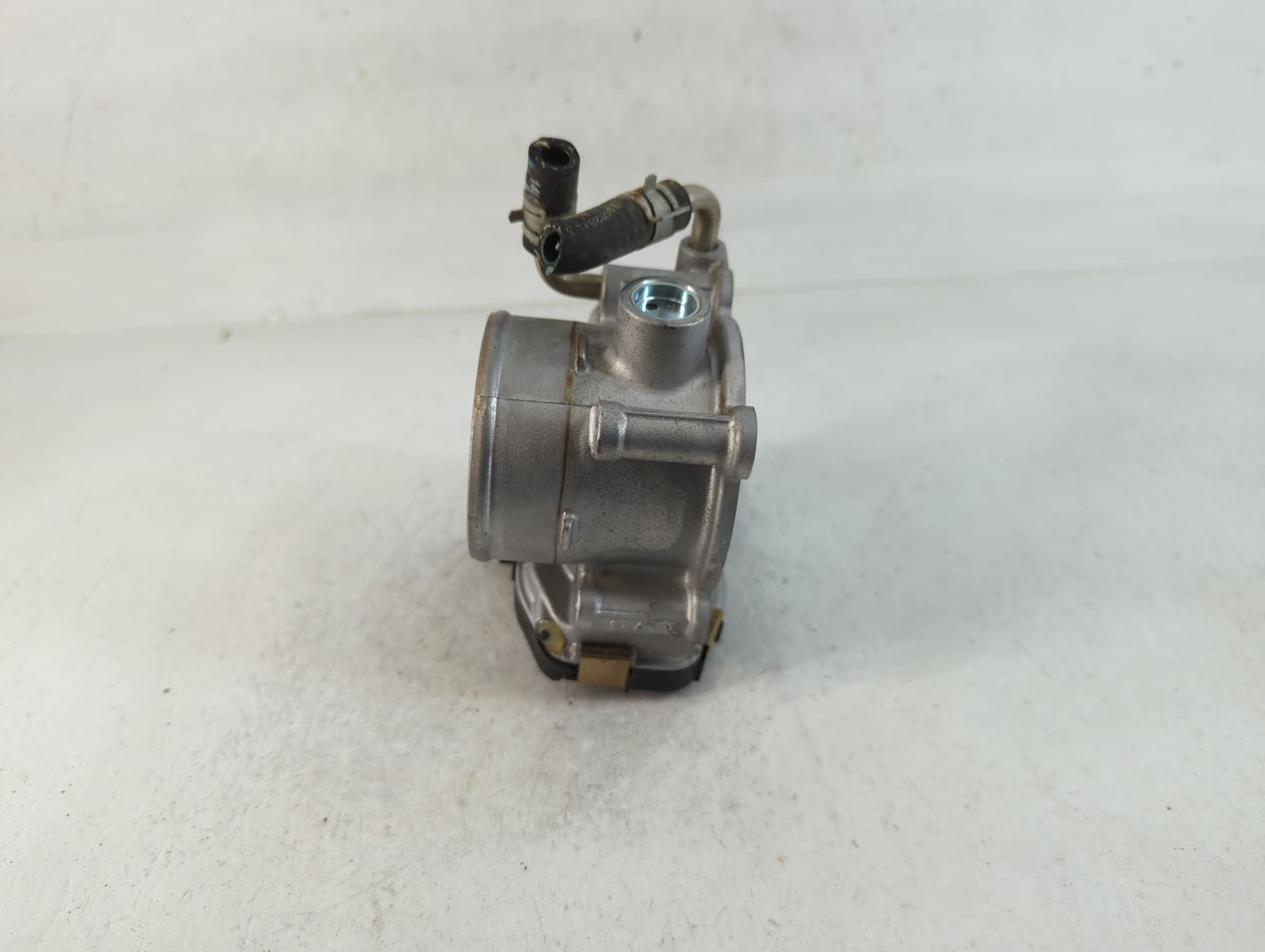 2020-2022 Nissan Sentra Throttle Body P/N:6LA60-01 A Fits Fits 2020 2021 2022 OEM Used Auto Parts - Oemusedautoparts1.com