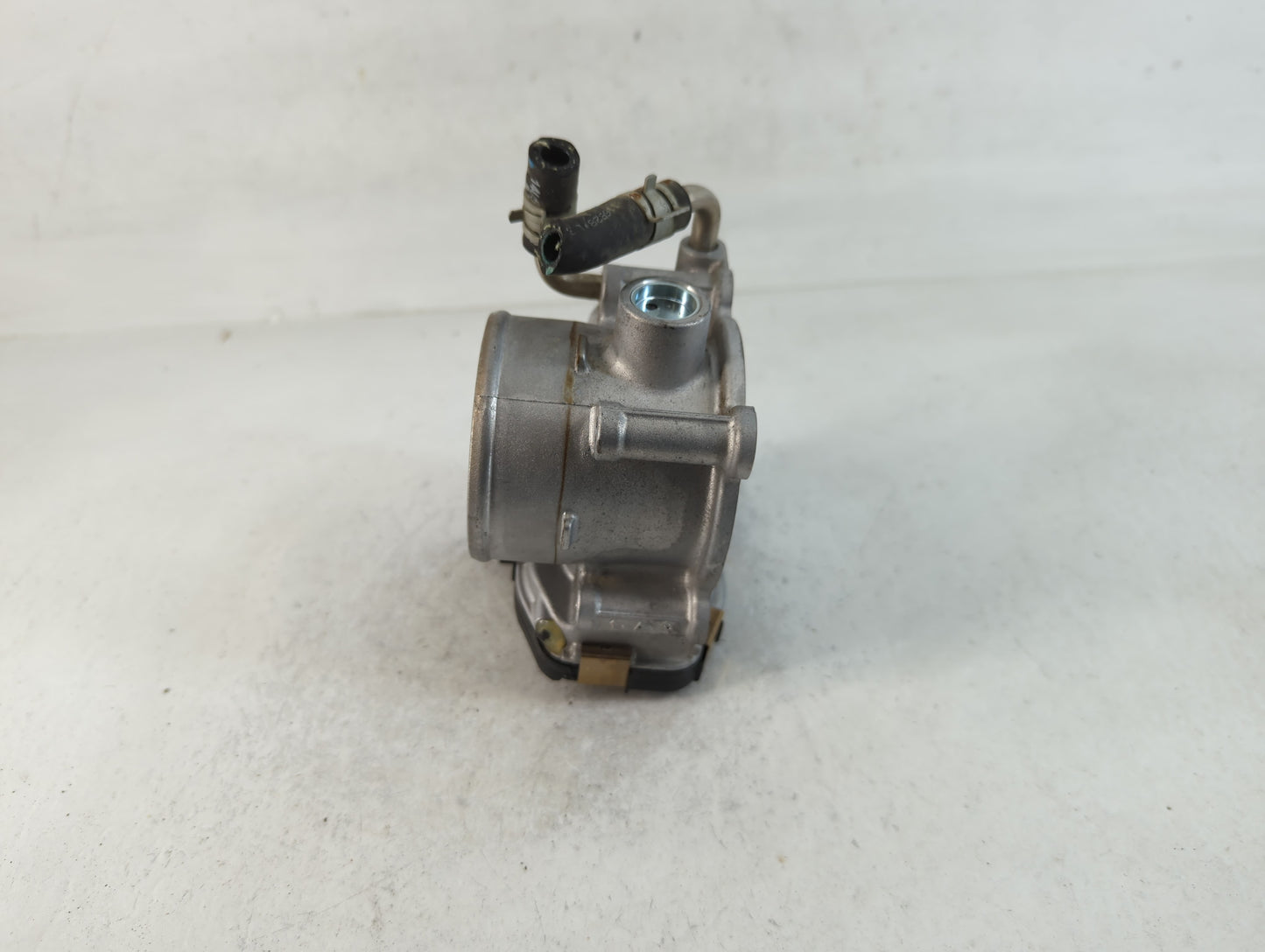 2020-2022 Nissan Sentra Throttle Body P/N:6LA60-01 A Fits Fits 2020 2021 2022 OEM Used Auto Parts - Oemusedautoparts1.com