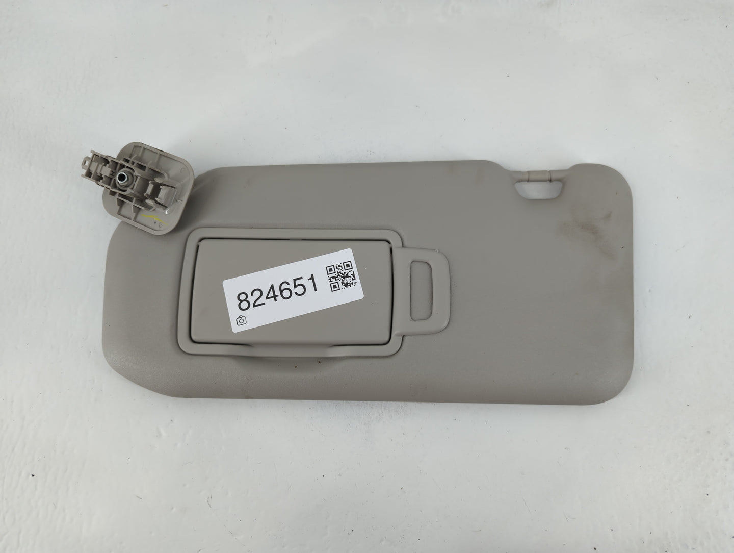 2020-2022 Nissan Sentra Sun Visor Shade Replacement Driver Left Mirror Fits Fits 2020 2021 2022 OEM Used Auto Parts - Oemuse