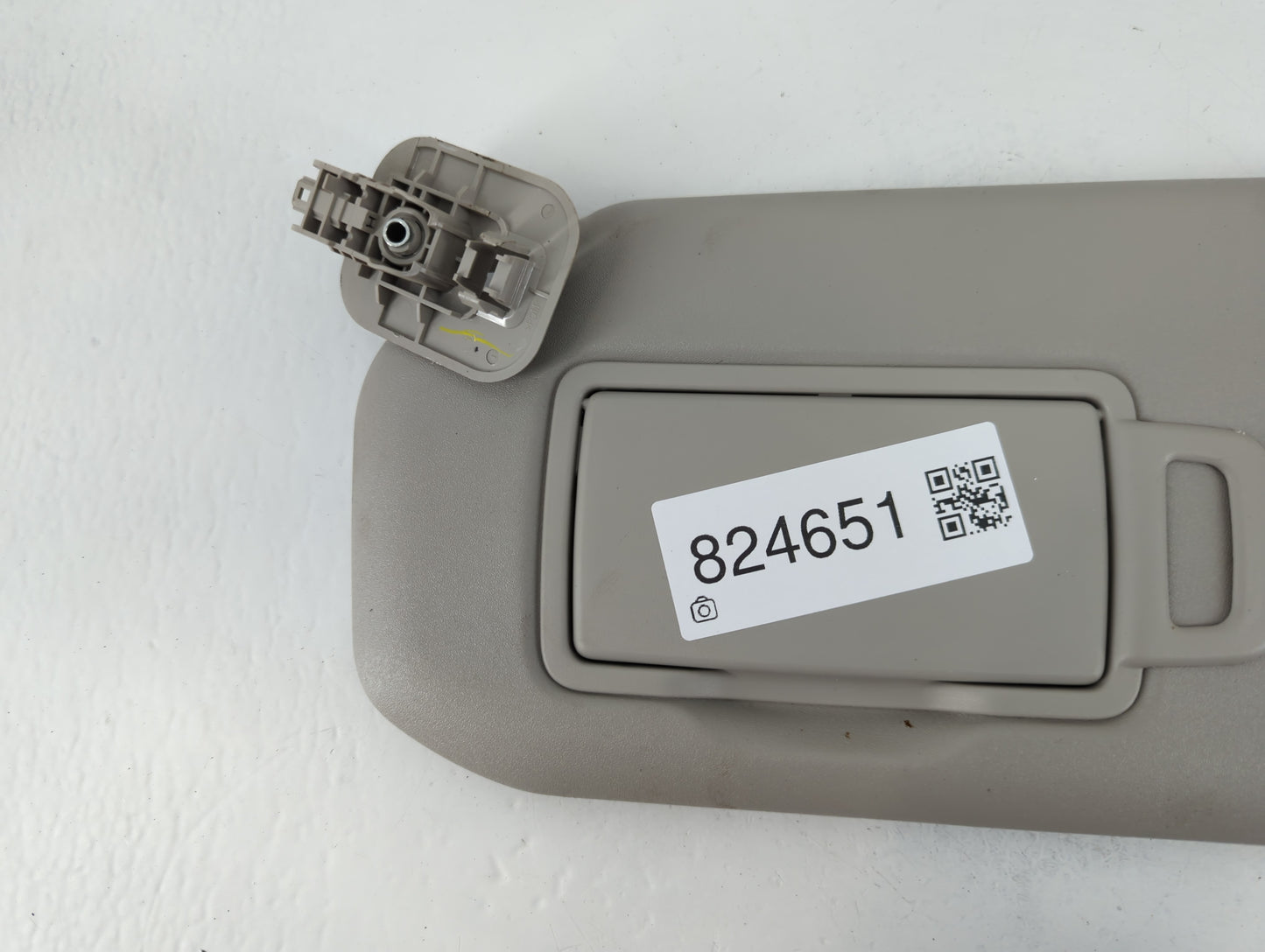 2020-2022 Nissan Sentra Sun Visor Shade Replacement Driver Left Mirror Fits Fits 2020 2021 2022 OEM Used Auto Parts - Oemuse