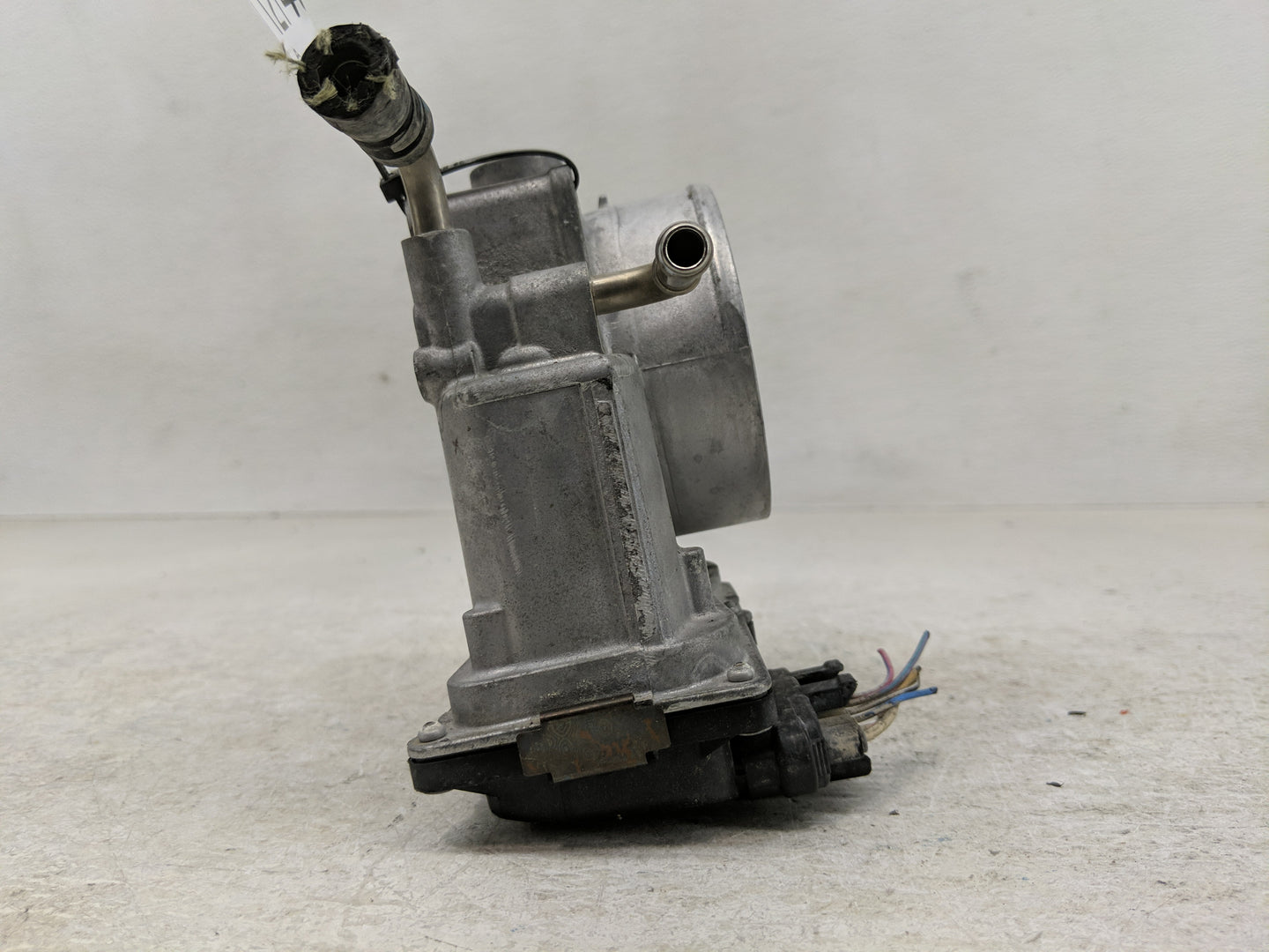 2016-2022 Nissan Titan Throttle Body P/N:1LA76-01 Fits Fits 2011 2012 2013 2014 2015 2016 2017 2018 2019 2020 2021 2022 OEM 