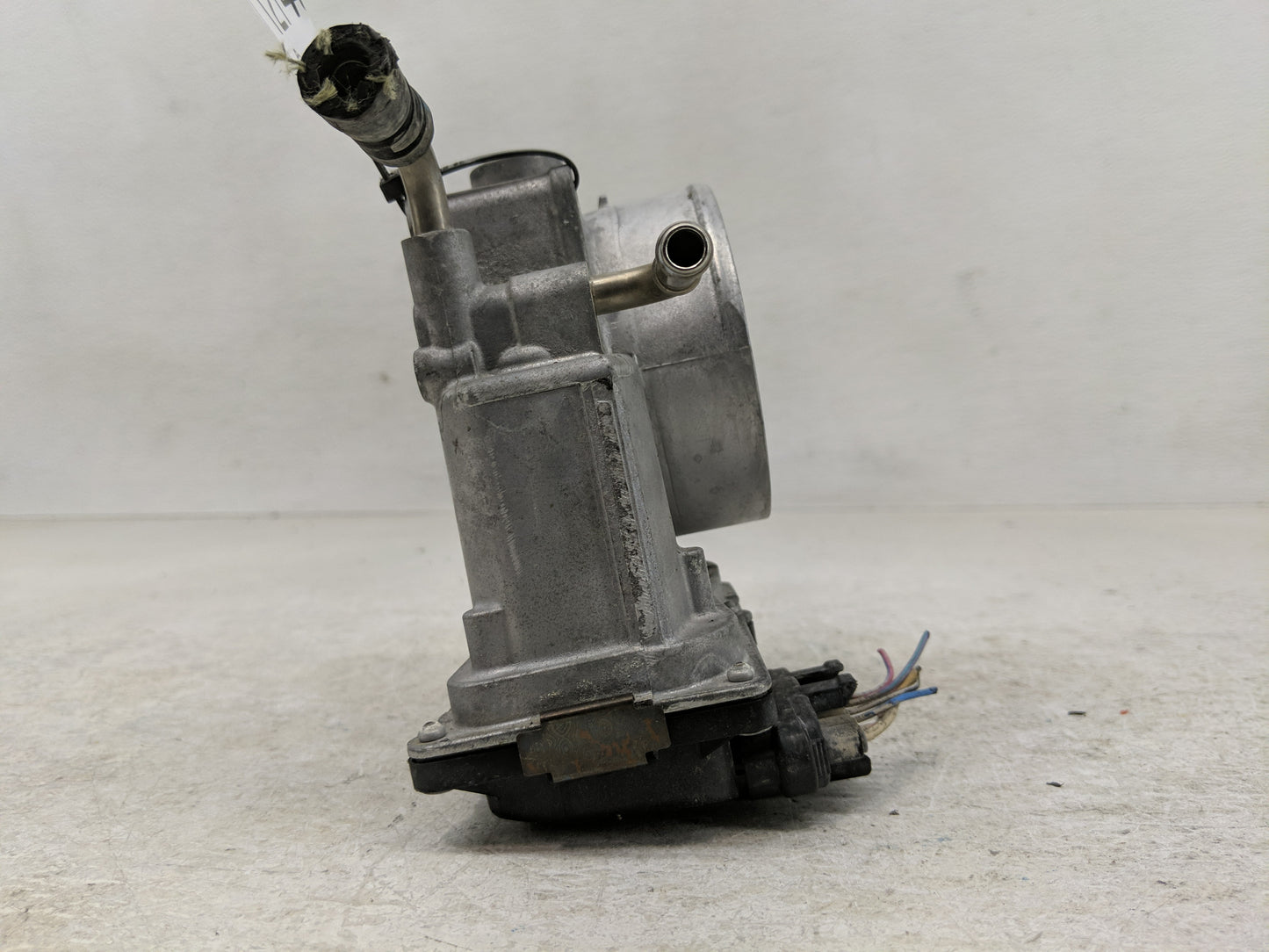 2016-2022 Nissan Titan Throttle Body P/N:1LA76-01 Fits Fits 2011 2012 2013 2014 2015 2016 2017 2018 2019 2020 2021 2022 OEM 