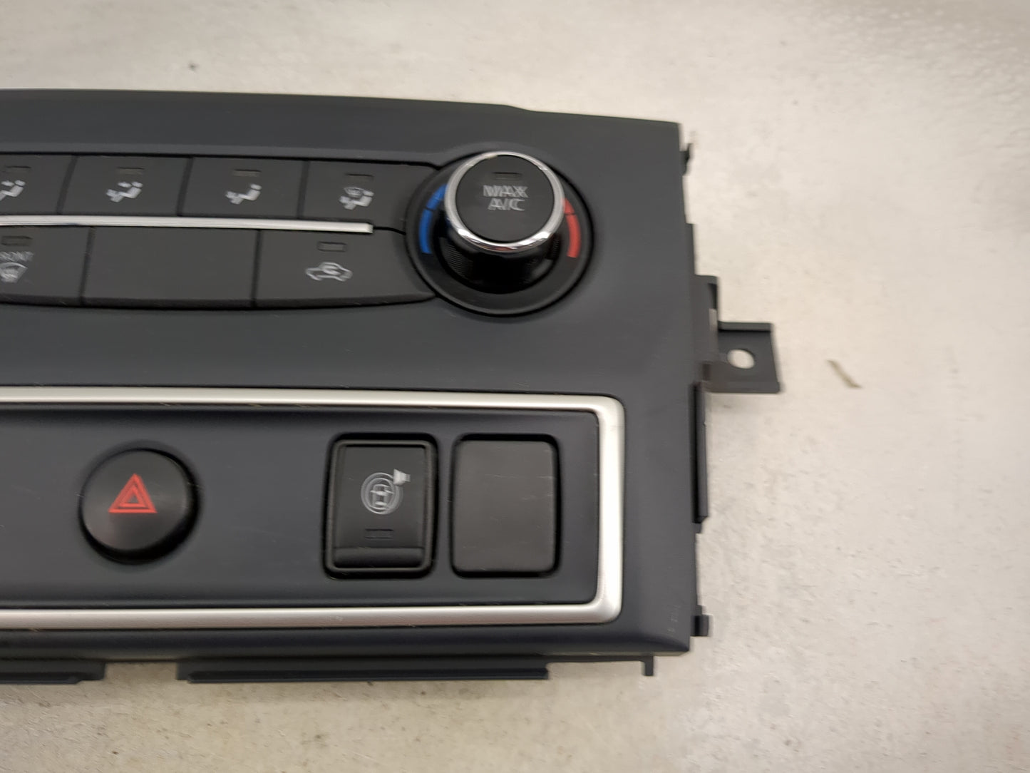 2022 Nissan Titan Climate Control Module Temperature AC/Heater Replacement P/N:275109FV5A 275109FV5A--J Fits OEM Used Auto P
