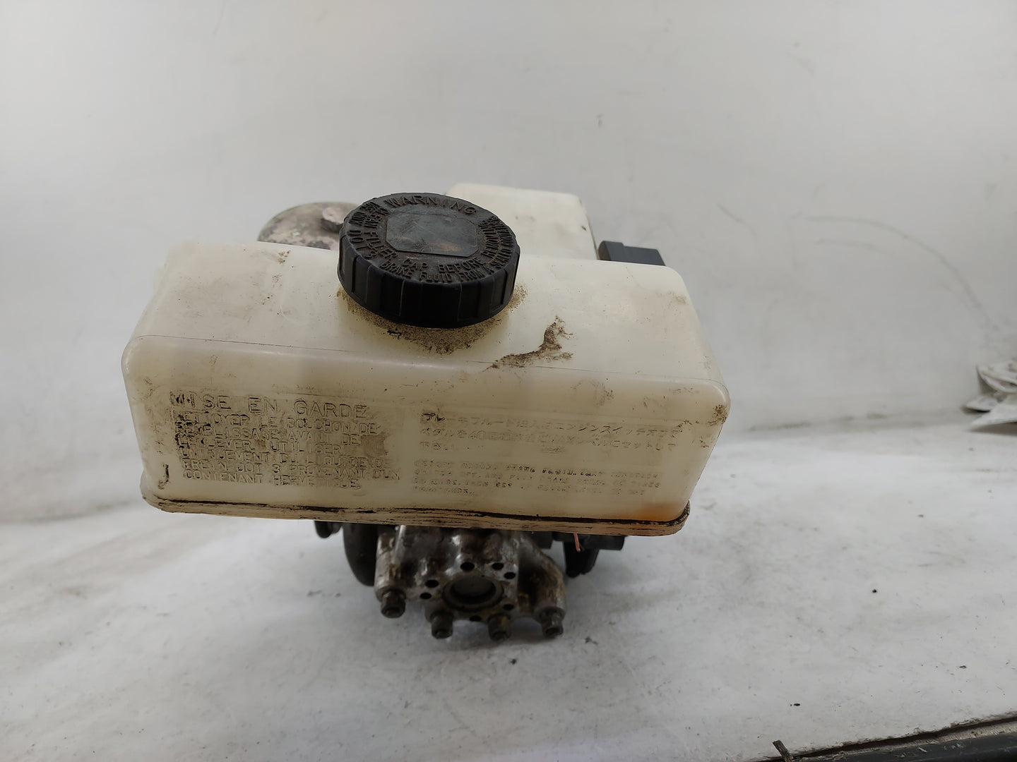 2022 Nissan Titan ABS Pump Control Module Replacement P/N:39516290440 Fits OEM Used Auto Parts - Oemusedautoparts1.com
