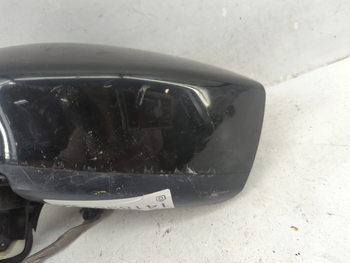 2022 Nissan Versa Driver Side View Mirror - Left Door Mirror OEM Used - Oemusedautoparts1.com