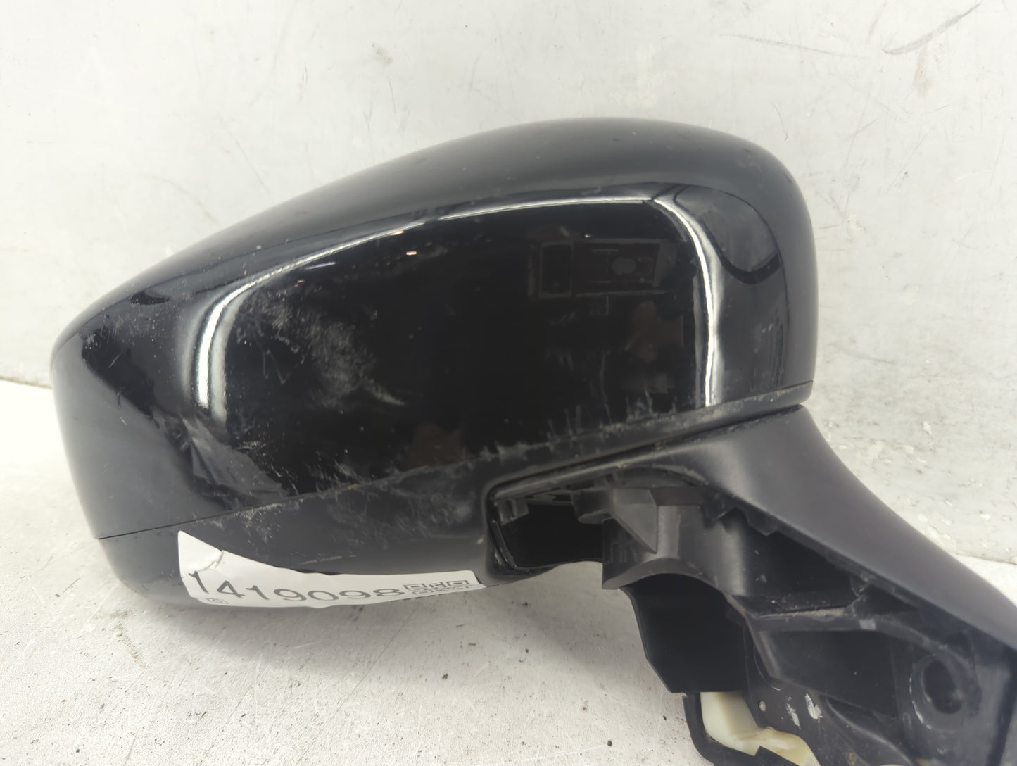2022 Nissan Versa Passenger Side View Mirror - Right Door Mirror OEM Used - Oemusedautoparts1.com