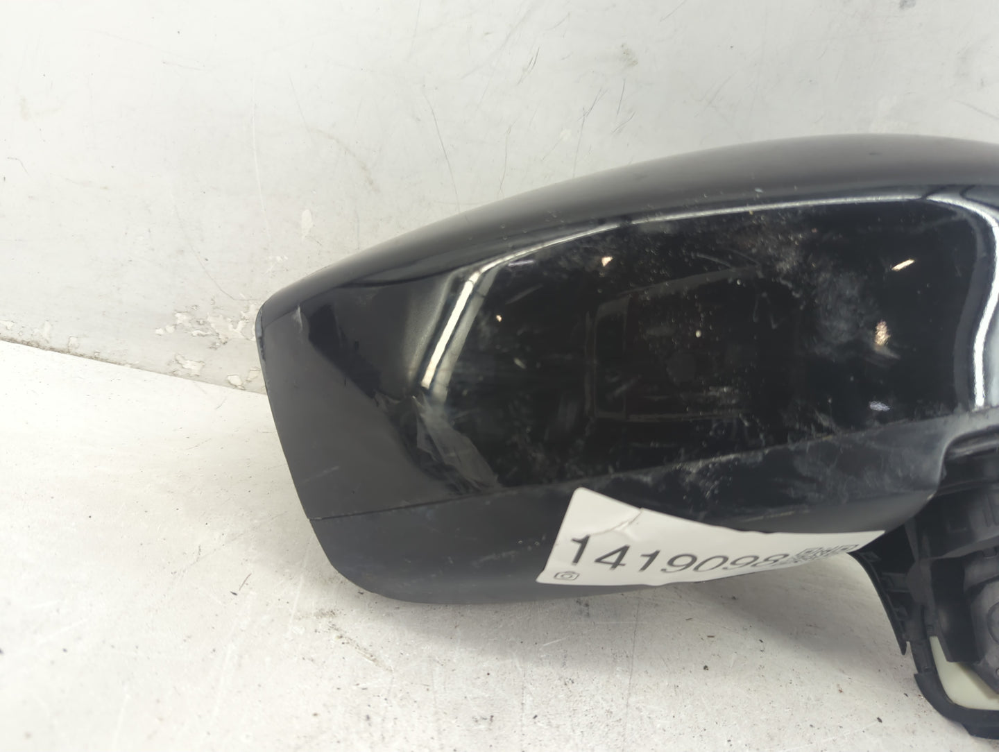 2022 Nissan Versa Passenger Side View Mirror - Right Door Mirror OEM Used - Oemusedautoparts1.com