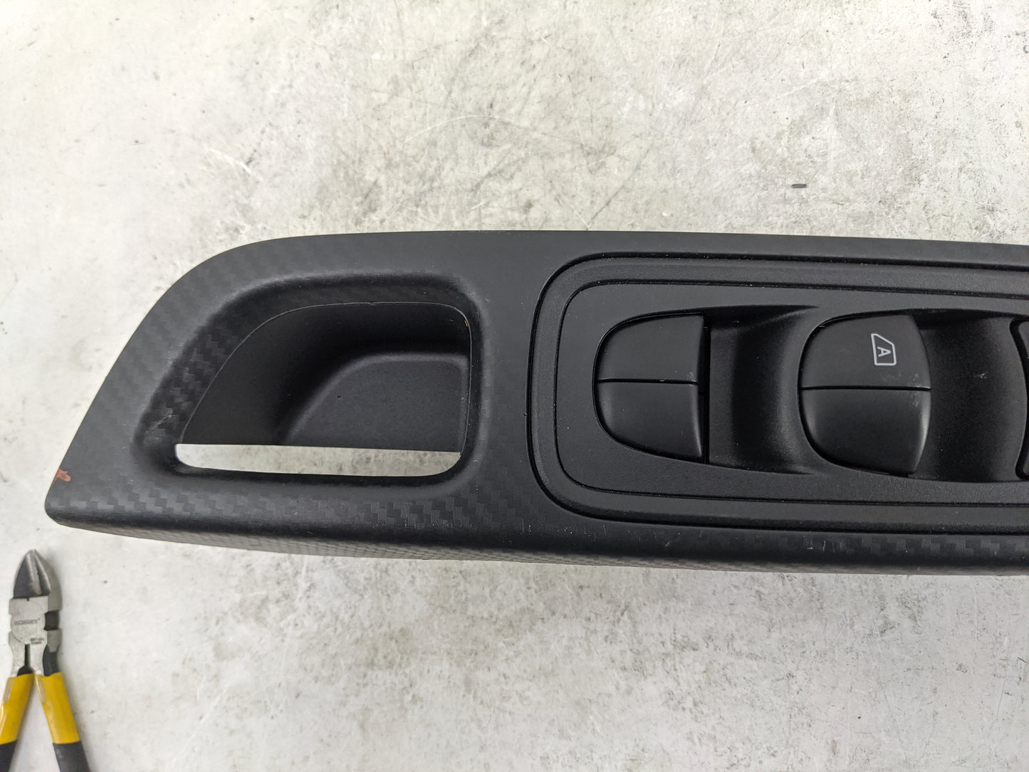 2020-2022 Nissan Versa Master Power Window Switch Replacement Driver Side Left P/N:25401 5EA1A 25570 5RA0A Fits OEM Used Aut
