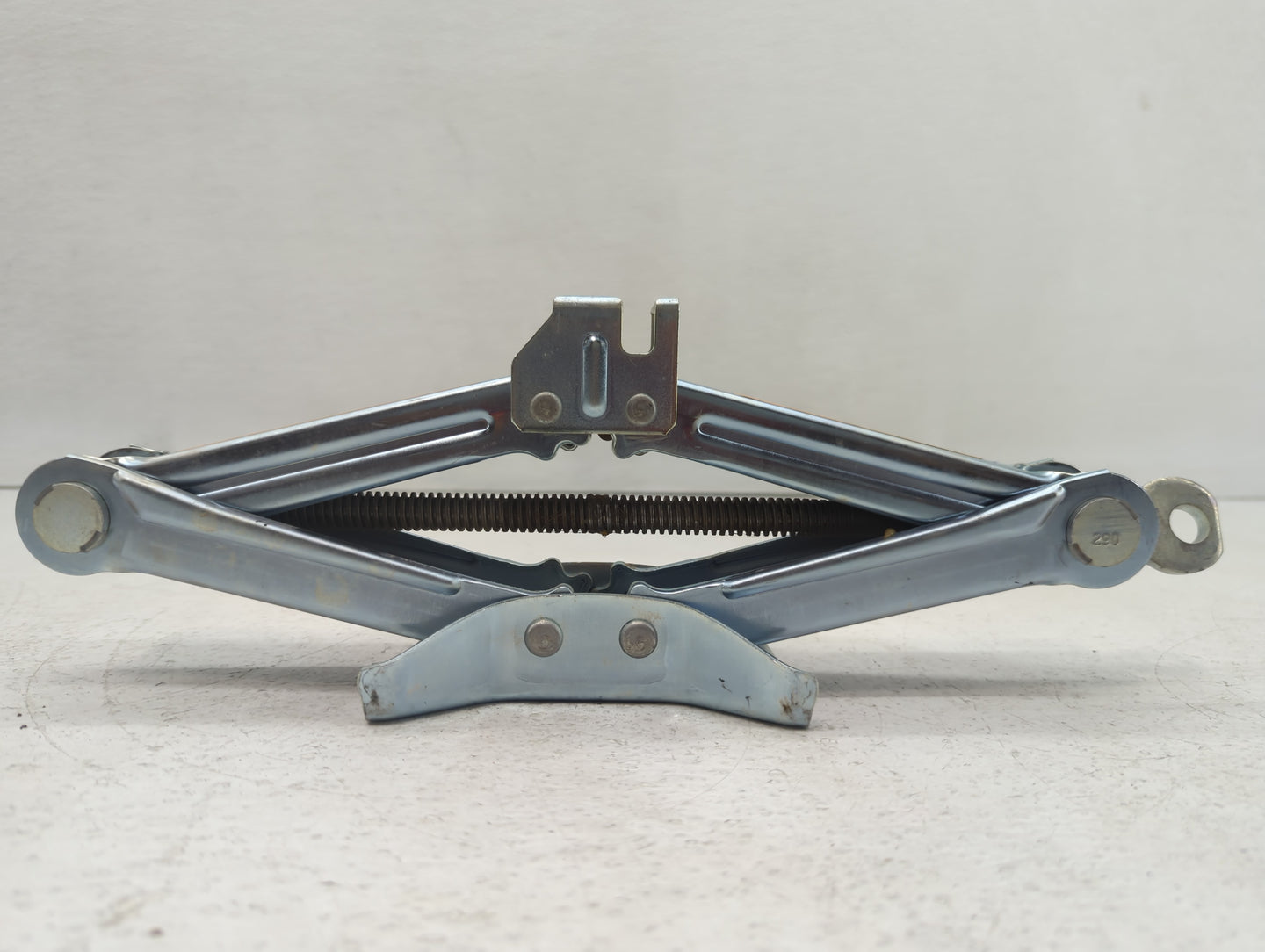 2022 Nissan Versa Spare Scissor Car Jack - Oemusedautoparts1.com
