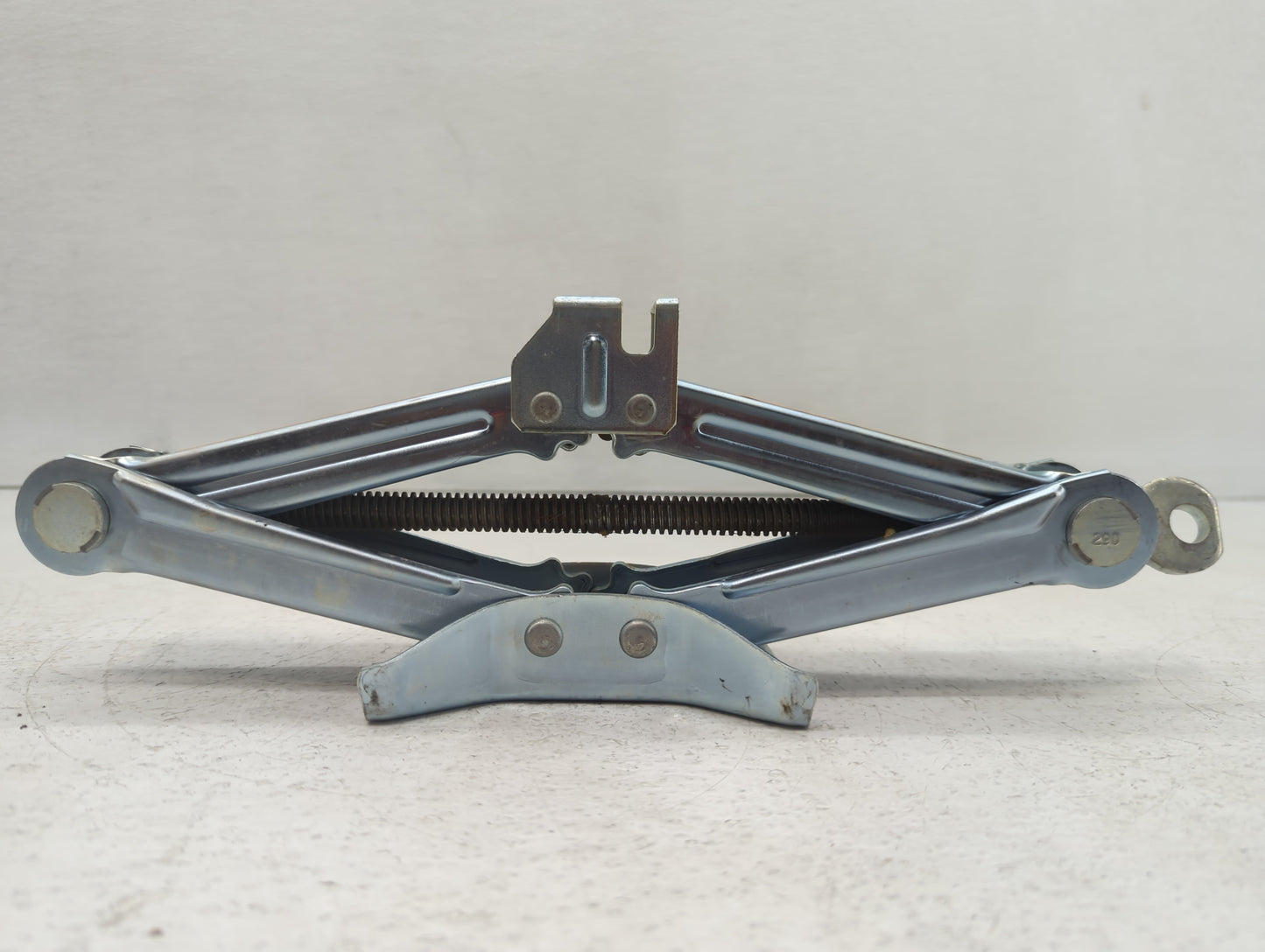 2022 Nissan Versa Spare Scissor Car Jack - Oemusedautoparts1.com